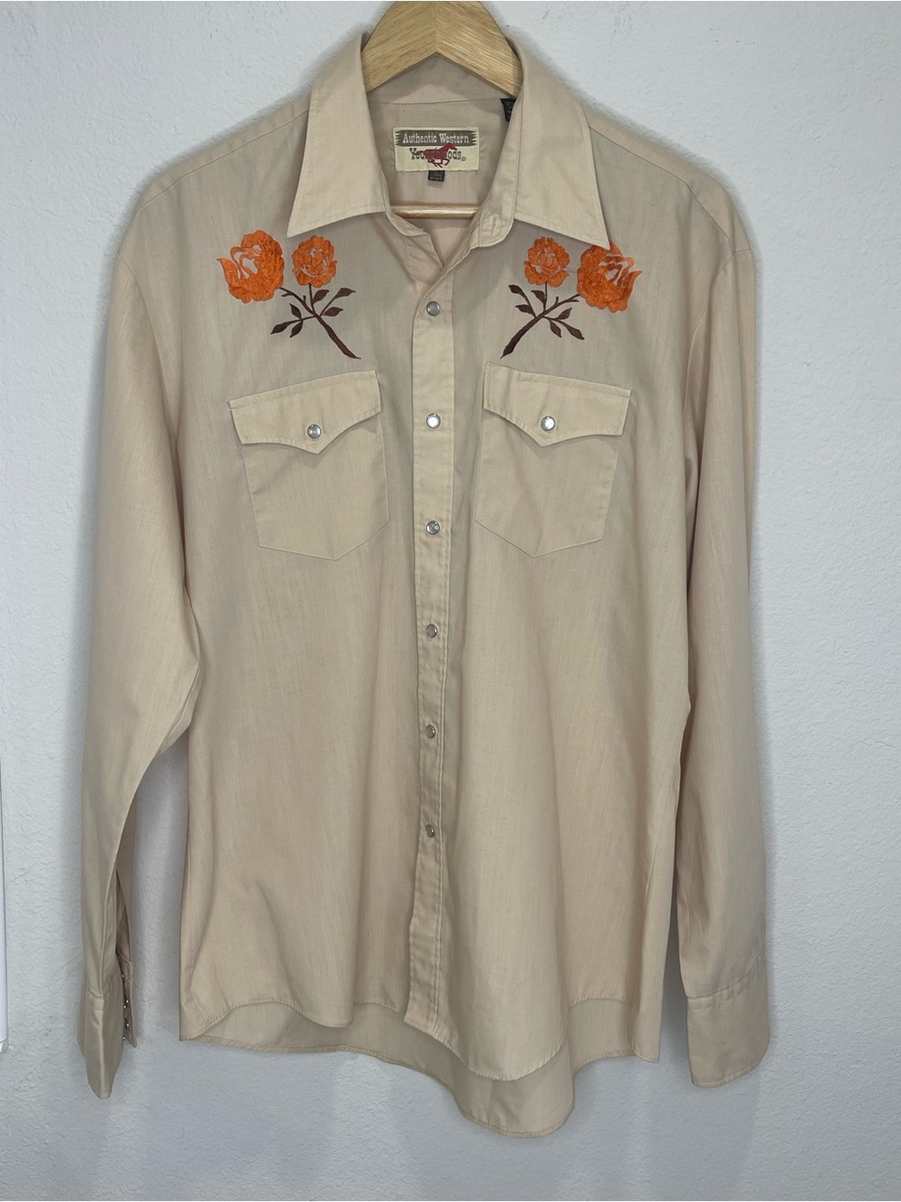 Authentic Western Youngbloods Vintage Embroidered Floral Western Shirt